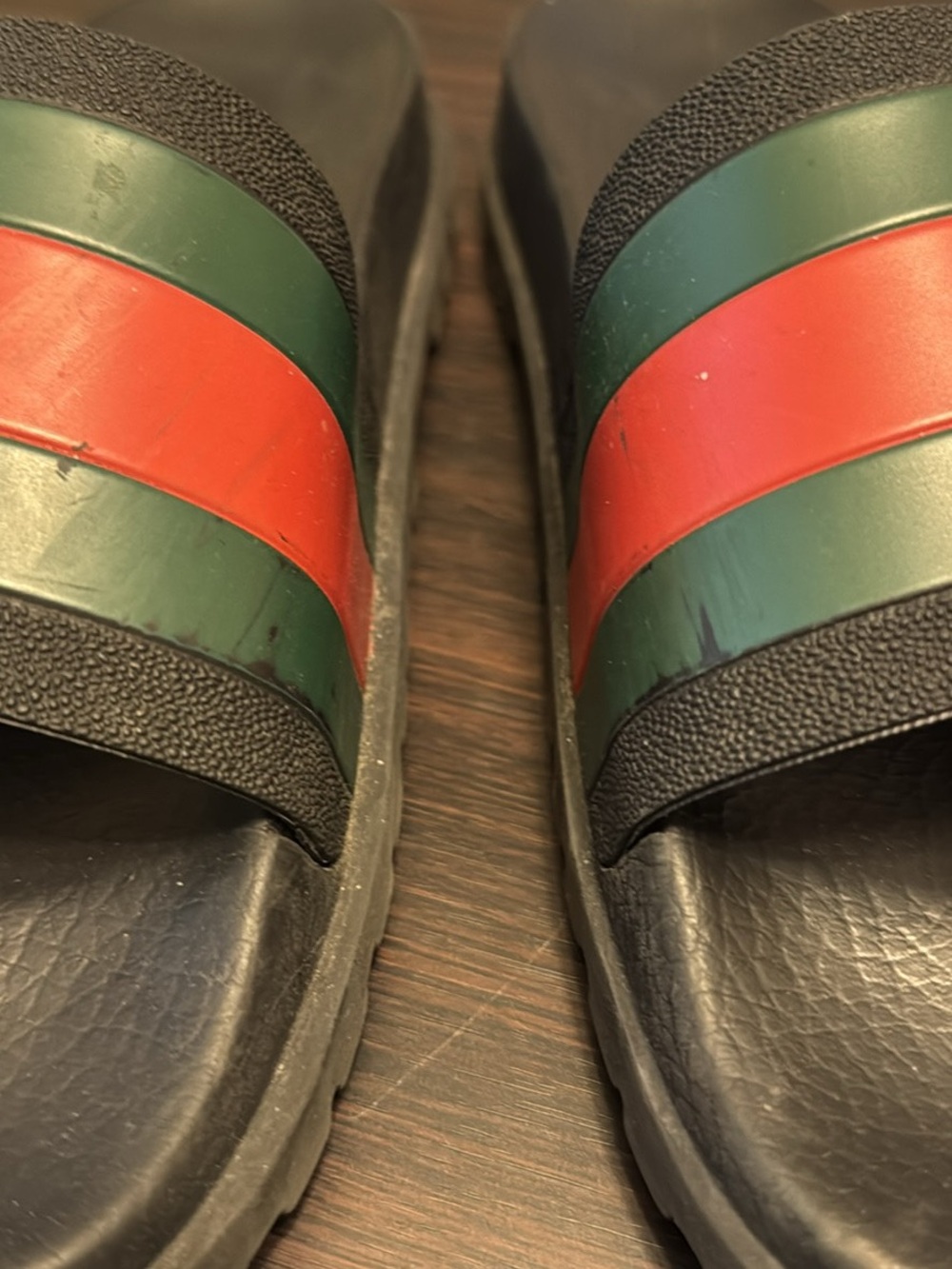 Gucci Black Slides with Green and Red Stripe - Picture 4 of 4